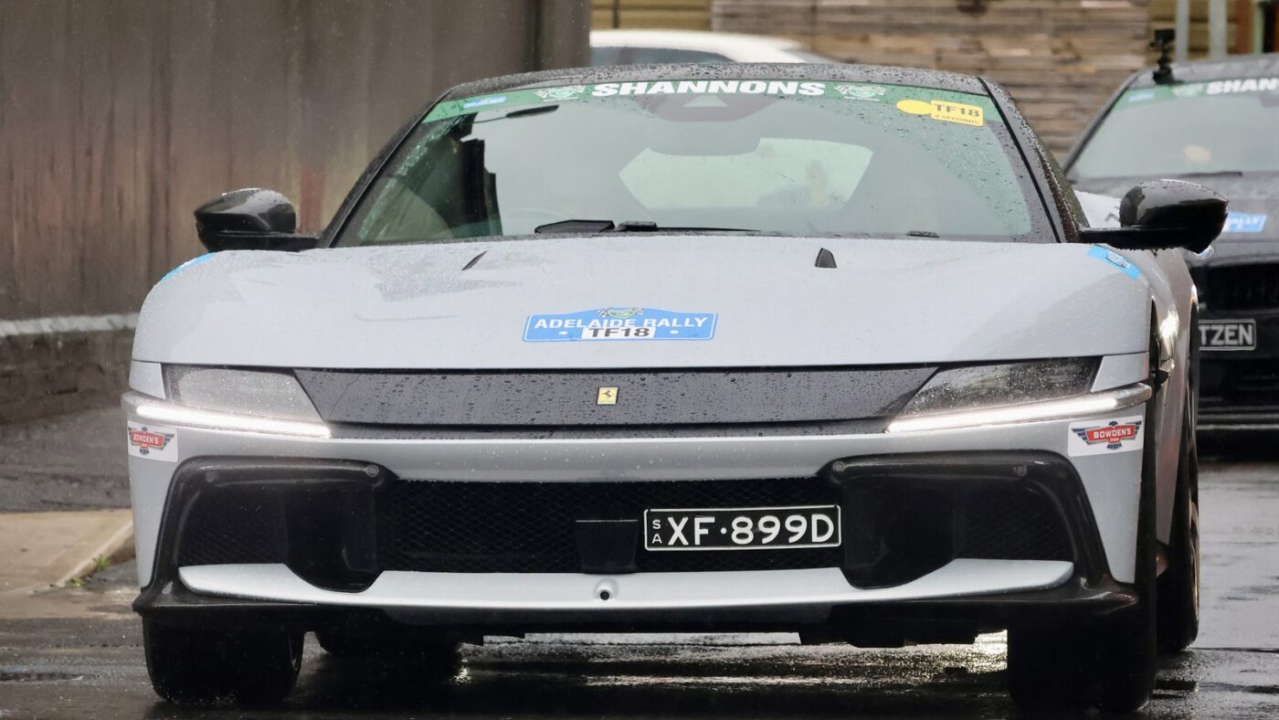 O V12 que se recusa a morrer em nome da emoção