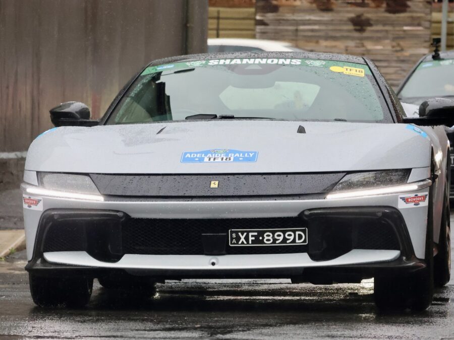 O V12 que se recusa a morrer em nome da emoção